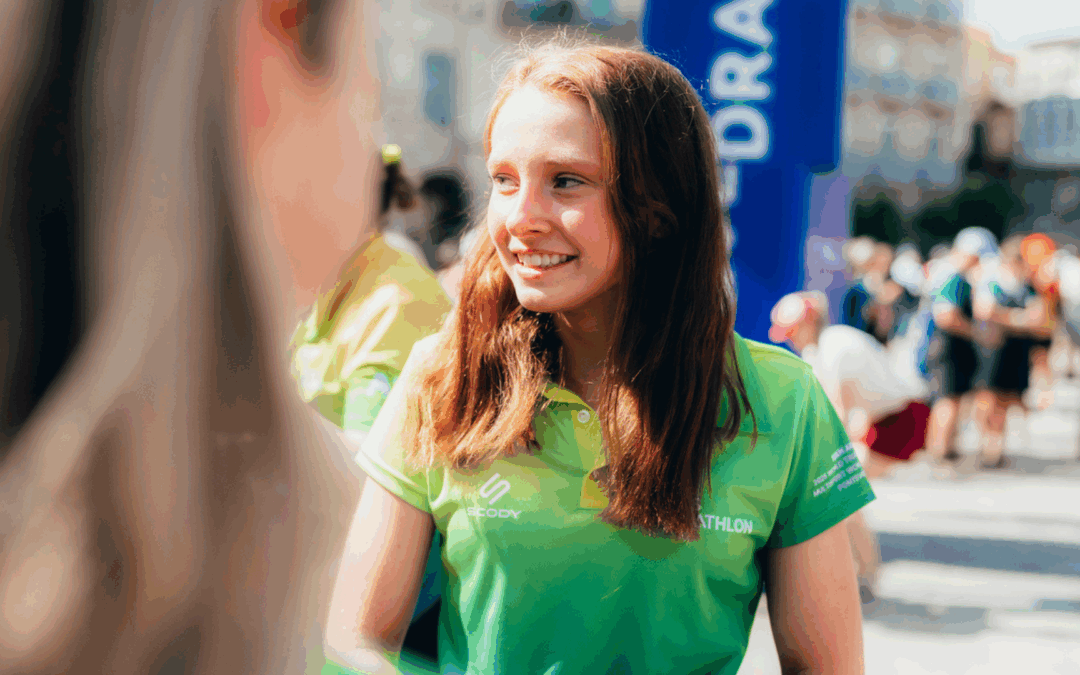 Parkinson-Need powers Australia to silver start in Pontevedra