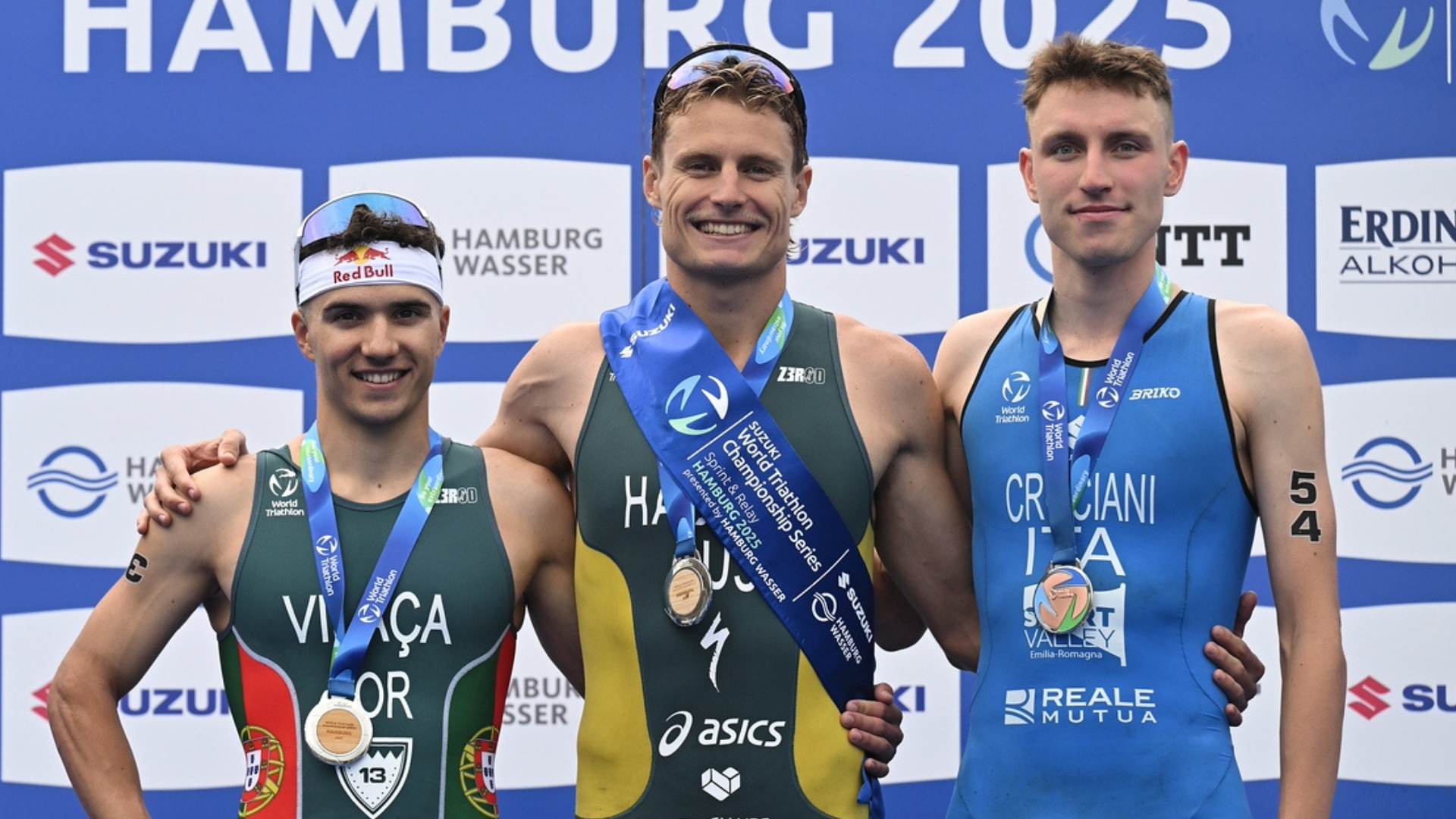 Hauser grabs gold again to defend Hamburg title